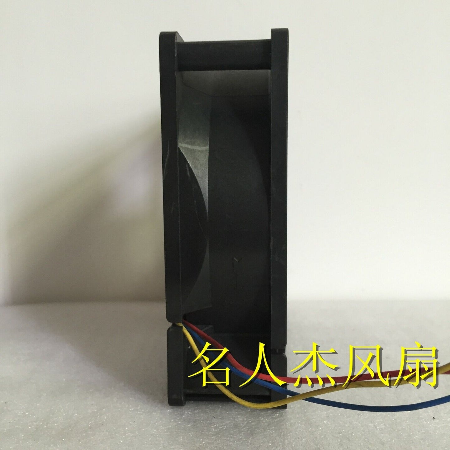 1pcs SANYO 109P1212M105 12038 12CM 12V 0.24A 120 * 120 * 38MM cooling fan