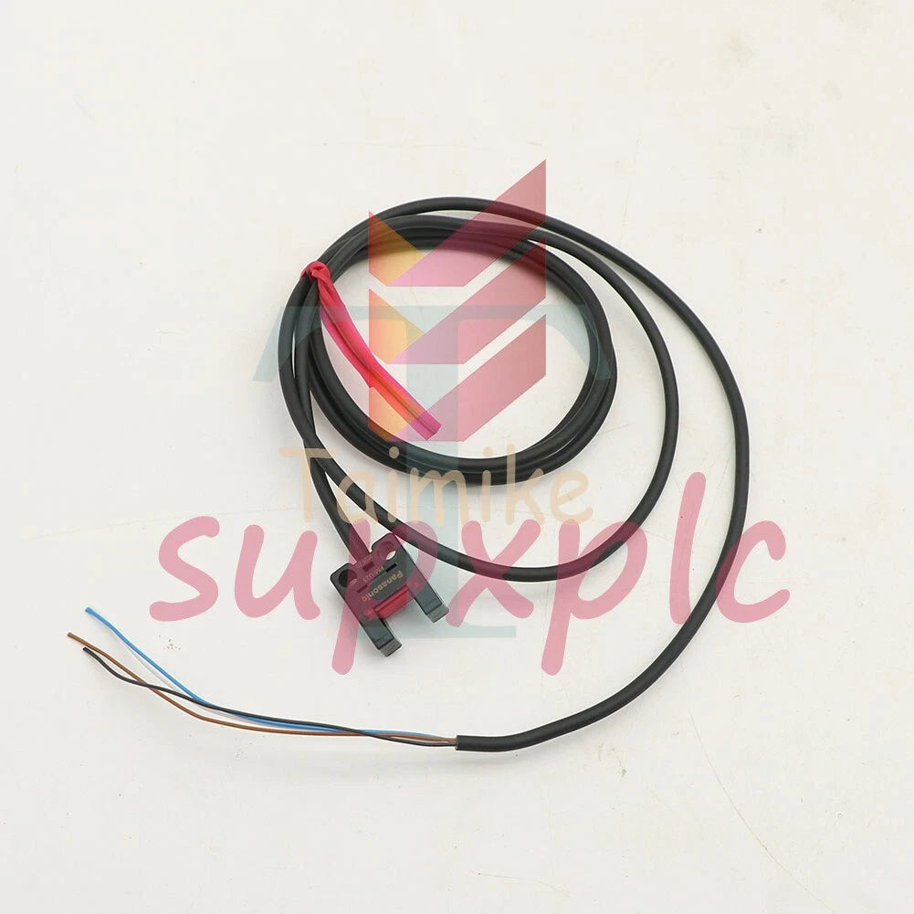 Panasonic PM-U25 Photoelectric Sensor 1PCS