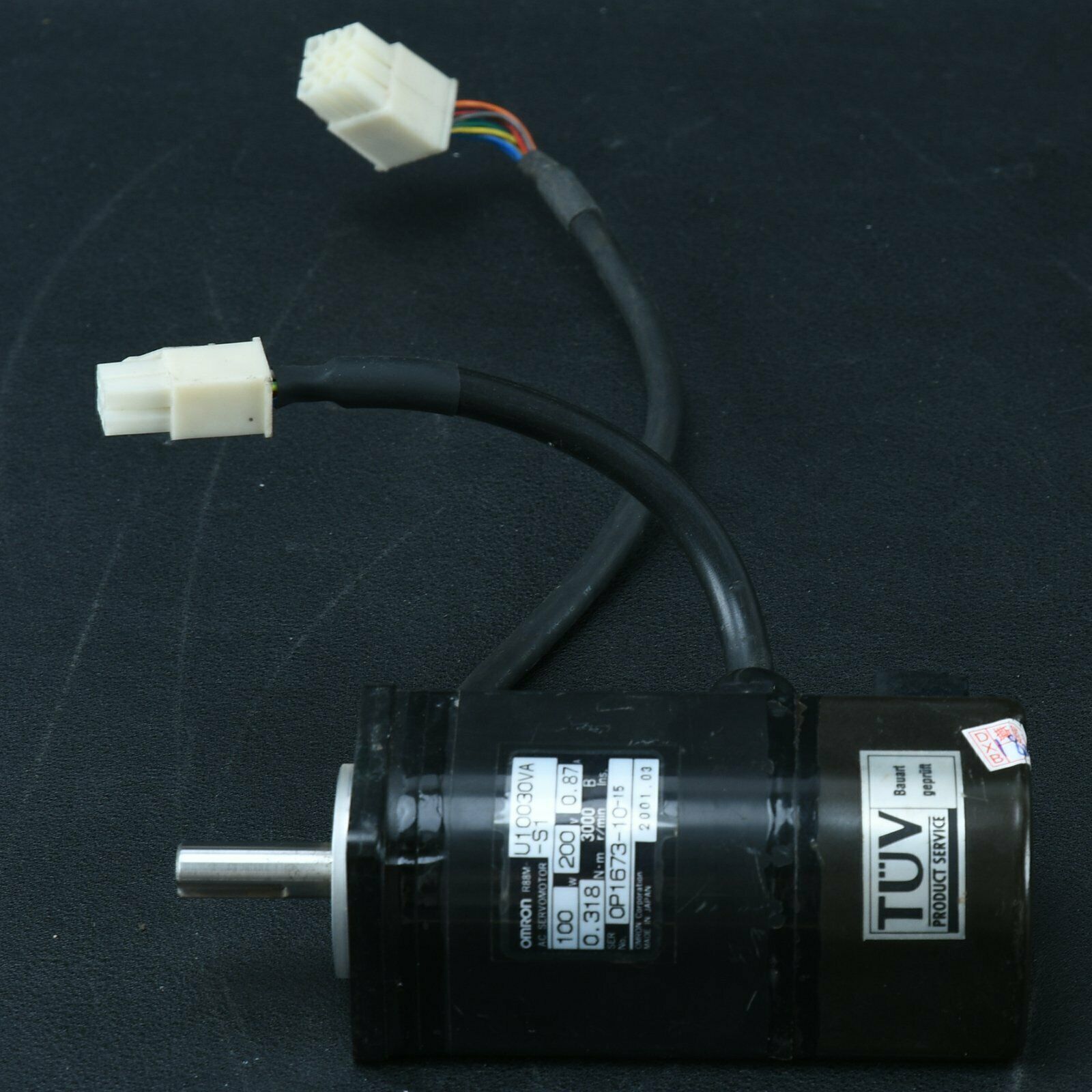 Used Omron Servo Motor R88M-U10030VA-S1 in good condition - OMRON