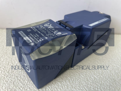 1PCS Schneider XS7C4A1DPG13 Proximity Switch Sensor - High-Quality Proximity Sensor Unit - SCHNEIDER