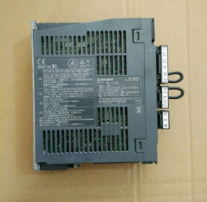 Mitsubishi Servo Driver MR-J4-20B Used and Tested - MITSUBISHI