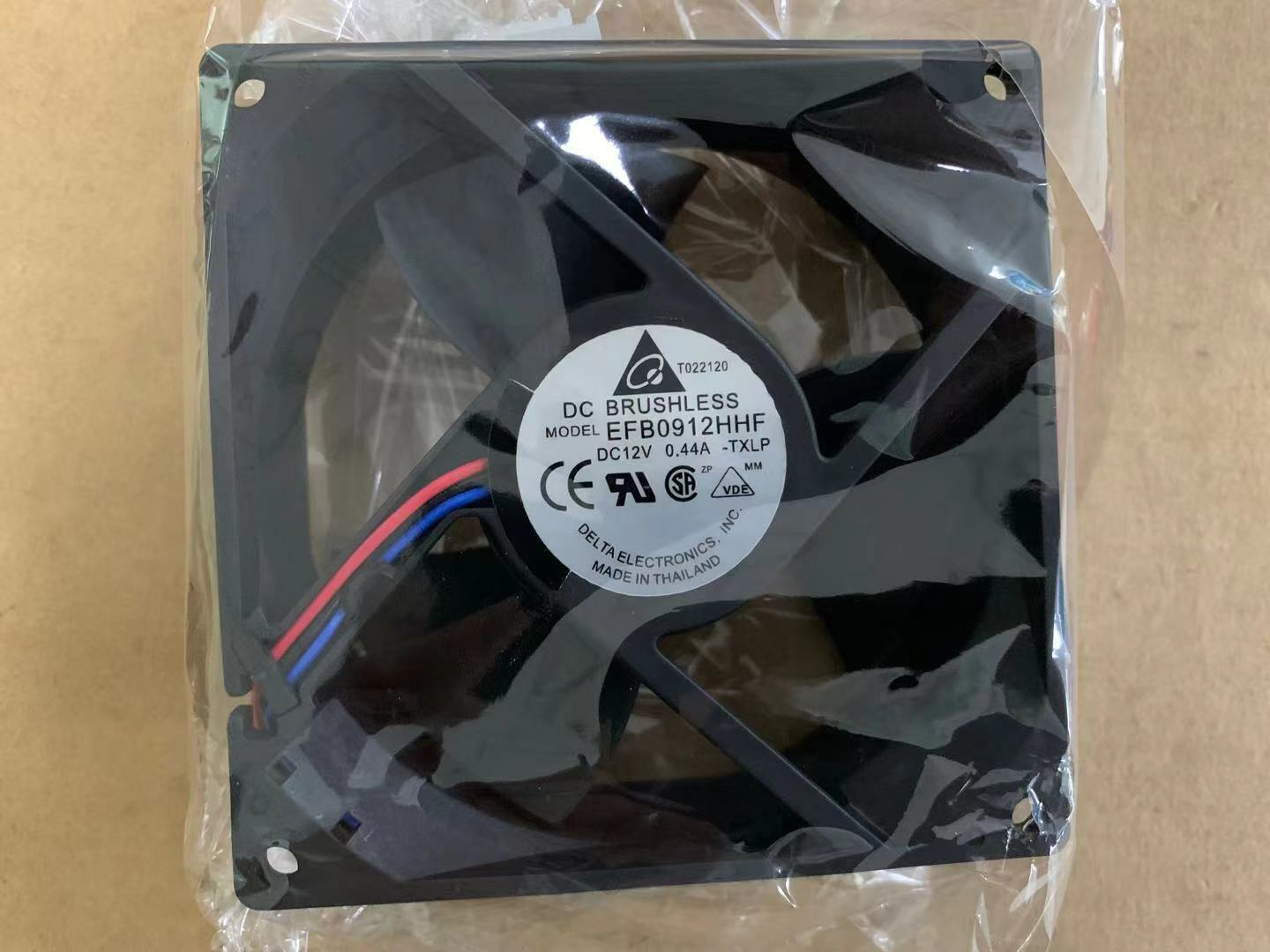 new 1pcs Delta EFB0912HHF 12V 0.44A 9cm 9032 90mm Large air volume fan 3pin