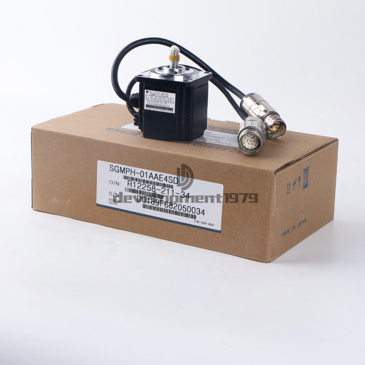 Yaskawa Servo Motor SGMPH-01AAE4SD - YASKAWA