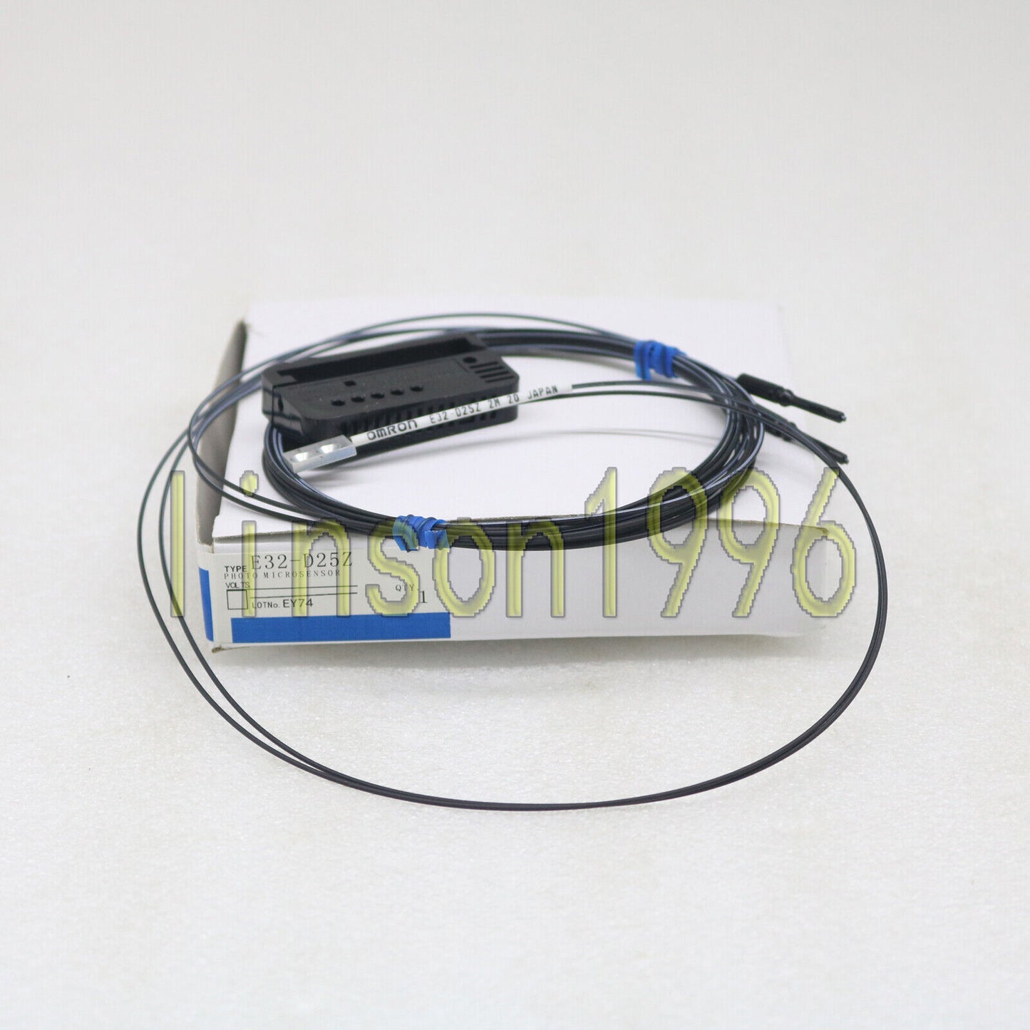ONE OMRON Fiber Optic Sensor E32-D25Z - OMRON