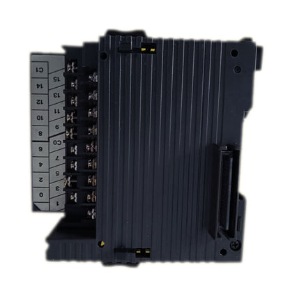Keyence KV-B16RA PLC Output Module Controller - KEYENCE