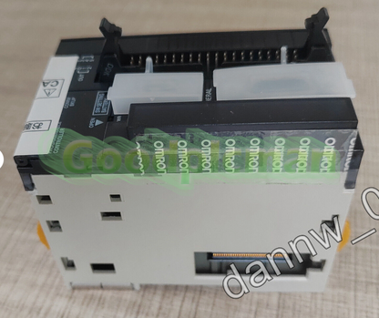 Omron CJ1M-CPU21 PLC CPU Unit Module 1Pcs/