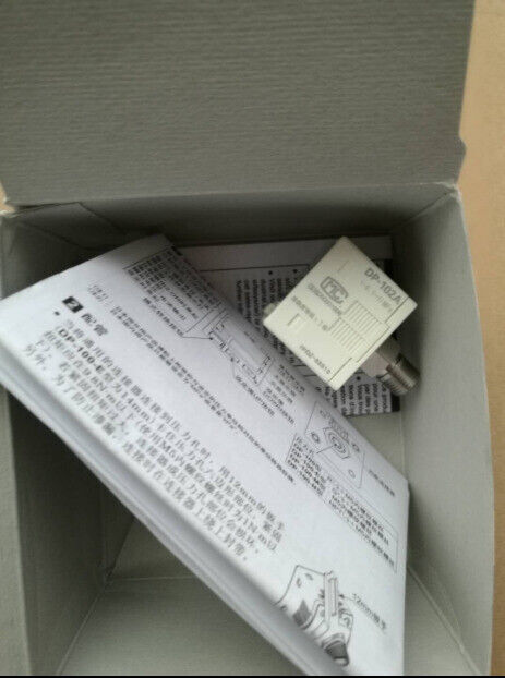 1PC  Panasonic DP-102A DP102A Pressure Sensor In Box  Free Ship