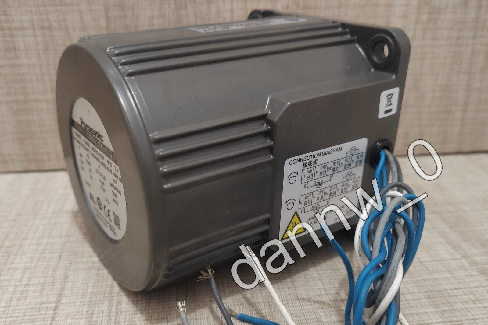 new in box Panasonic M9MX40G4YGA Motor - PANASONIC
