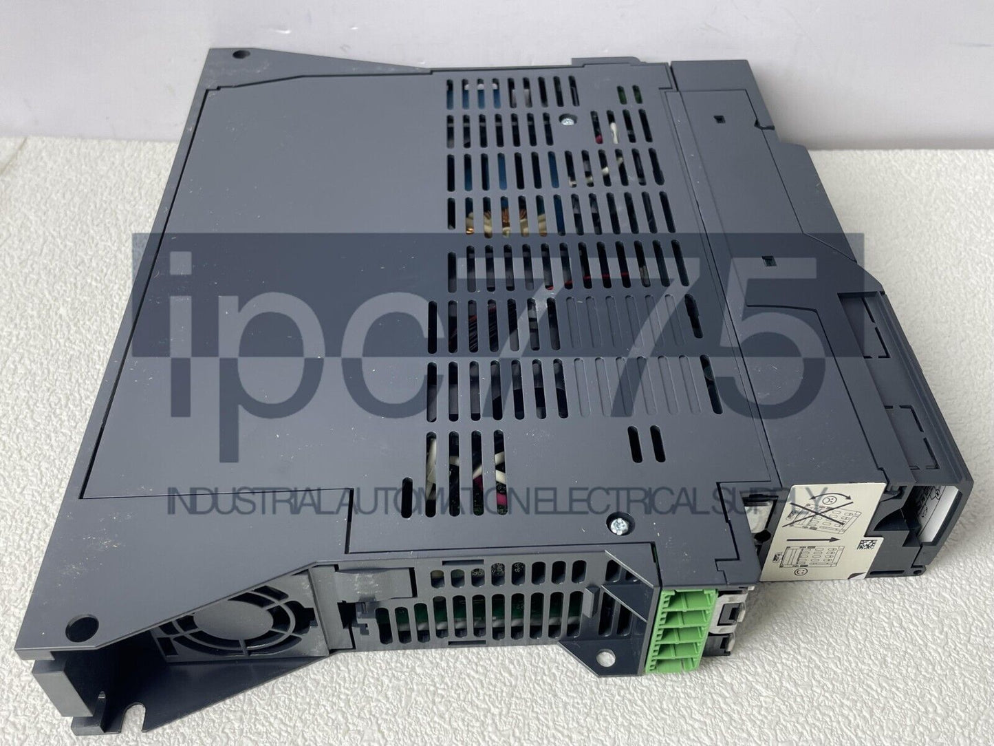 SCHNEIDER ATV320U15N4B Frequency Converter with Box 1.5kW 380-500V - SCHNEIDER