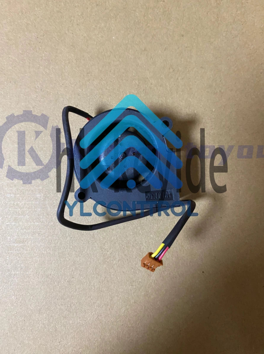 1PCS ADDA AB05012DX200600 DC 12V 0.15A 3Pin Projector blower