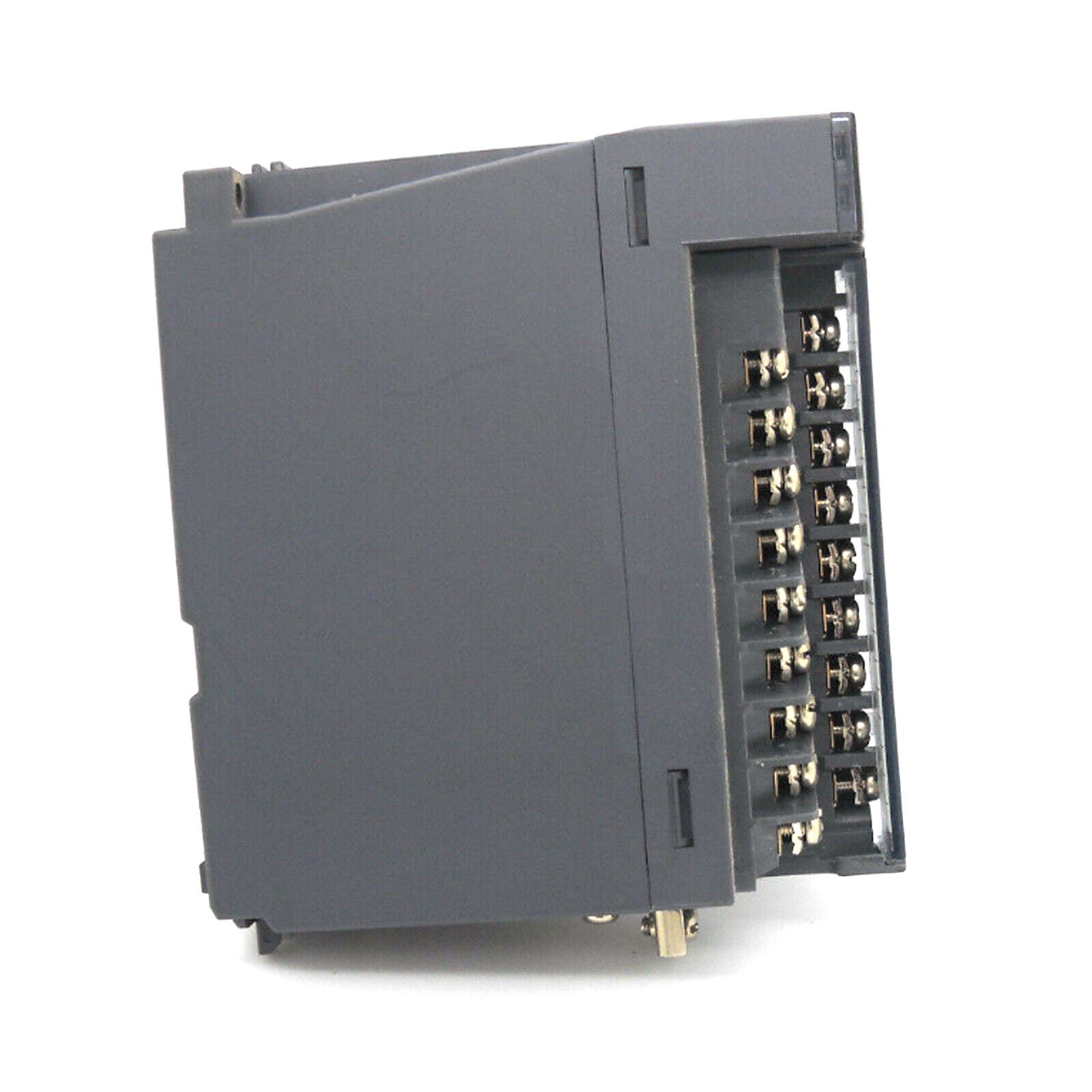 Mitsubishi Q68DAV 8-Channel Digital-Analog Converter Output Module - MITSUBISHI