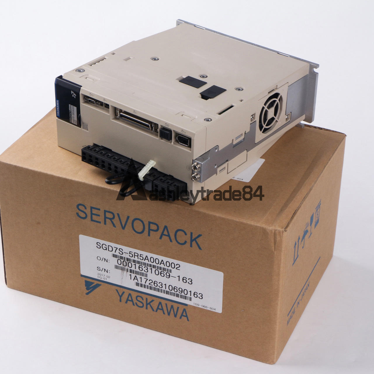 1PC Yaskawa SGD7S5R5A00A002 Servo Driver SGD7S-5R5A00A002