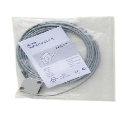 FESTO sensor model SOEG-E-Q30-NS-K-2L 165320 - FESTO