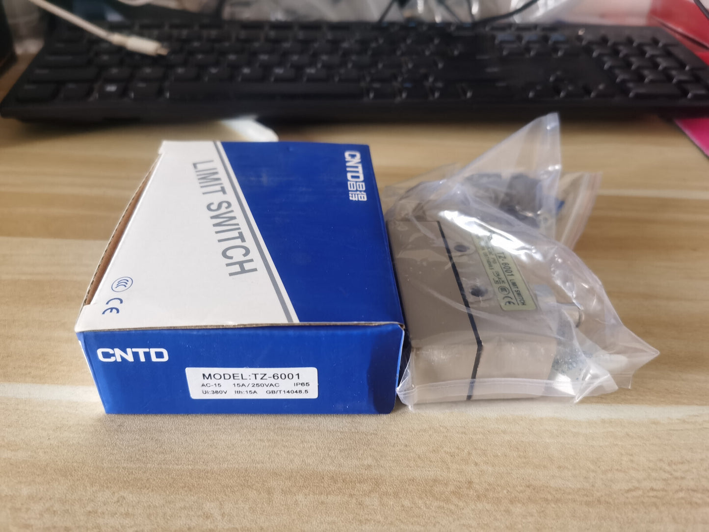 1PCS  CNTD TZ-6001 TZ6001 LIMIT SWITCH FREE SHIPPING  *CNT