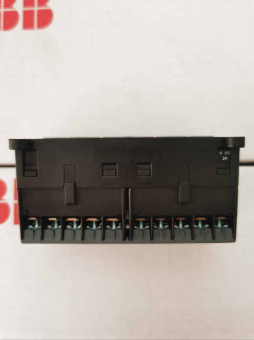 1PC ABB VBC7-30-01 24VDC Contactor