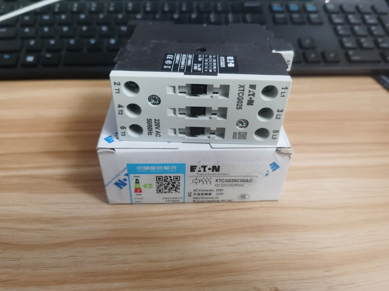 1PC Eaton Moeller XTCG025C00AO Contactor 220VAC In Stock - EATON MOELLER