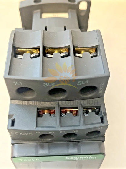 Schneider LC1D25M7 Contactor 3 poles 25 Amps Screw 220V 50/60 Hz 1PCS