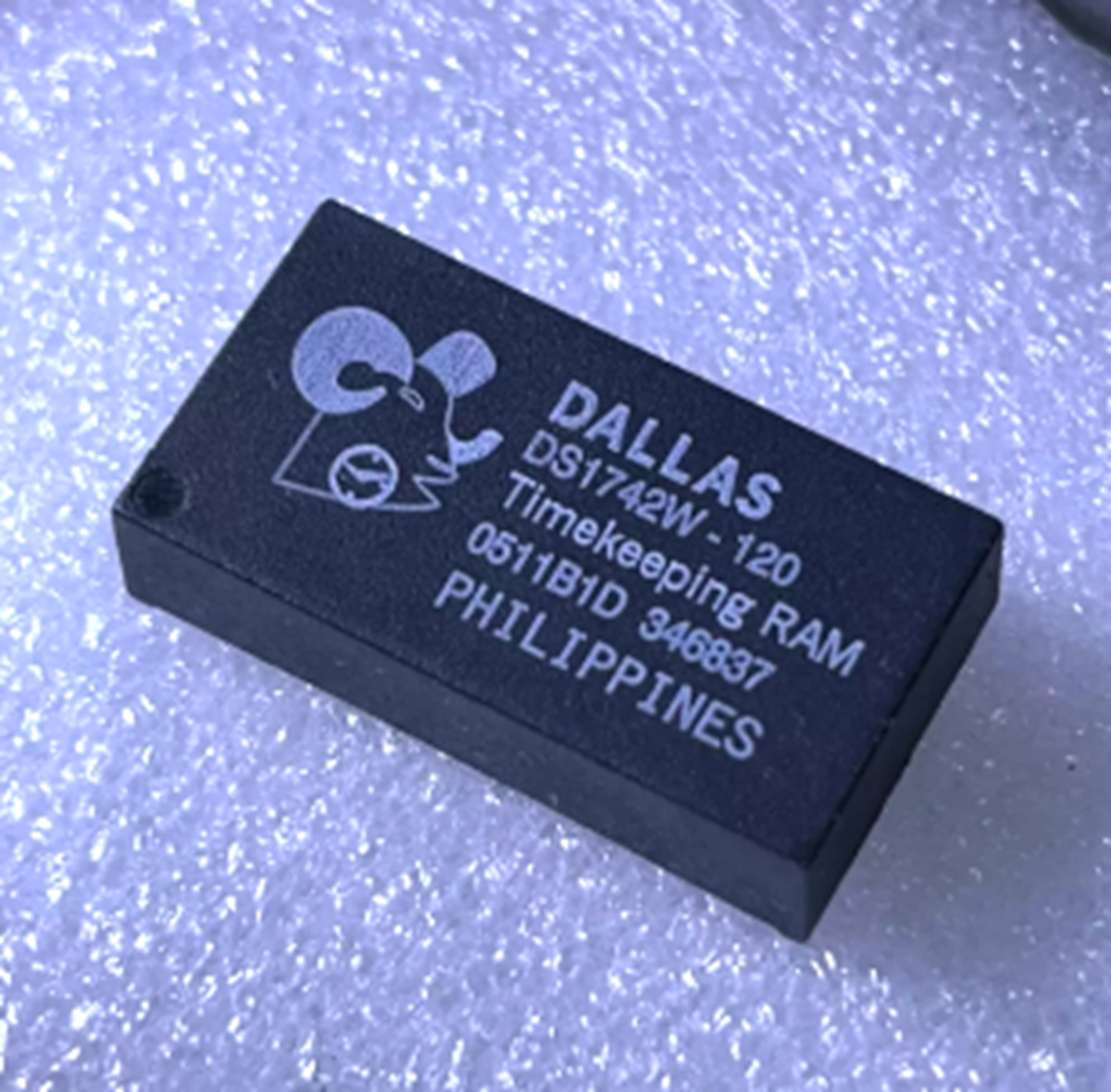 Dallas DS1742W-120 Nonvolatile Timekeeping RAM - DALLAS