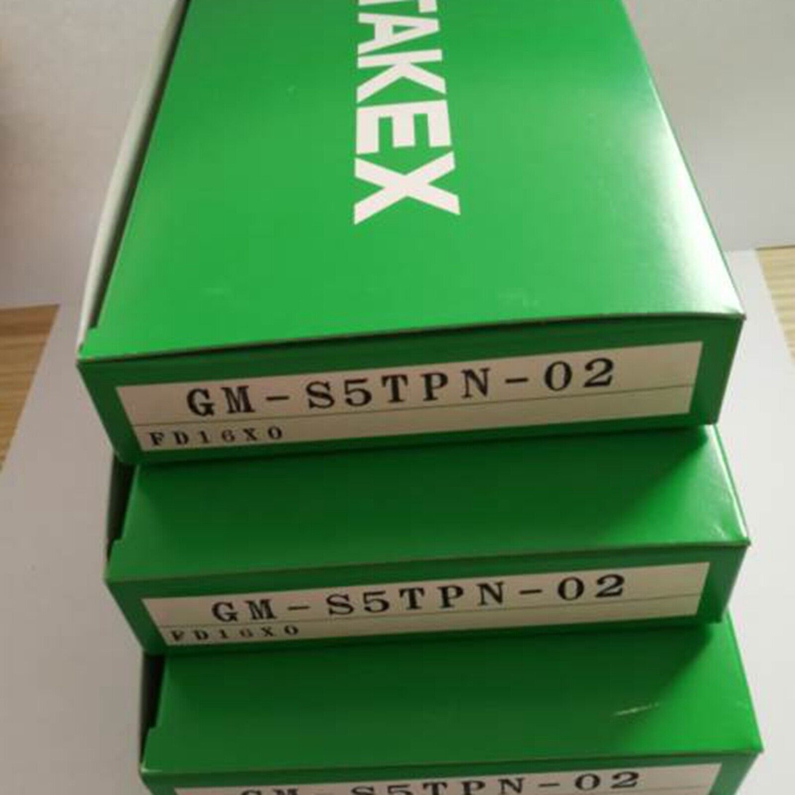 new  TAKEX GM-S5TPN-02 Photoelectric Switch TAKEX