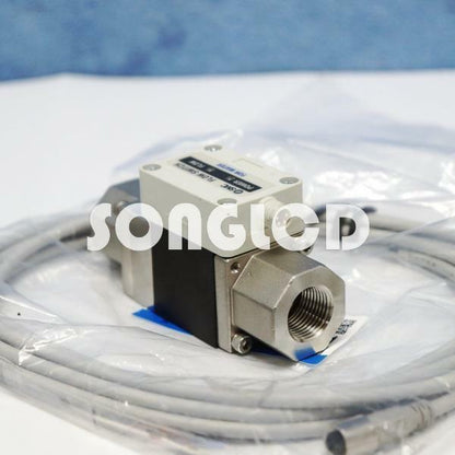 1pc new pf3w520-03-1t zs-40-a - KOEED