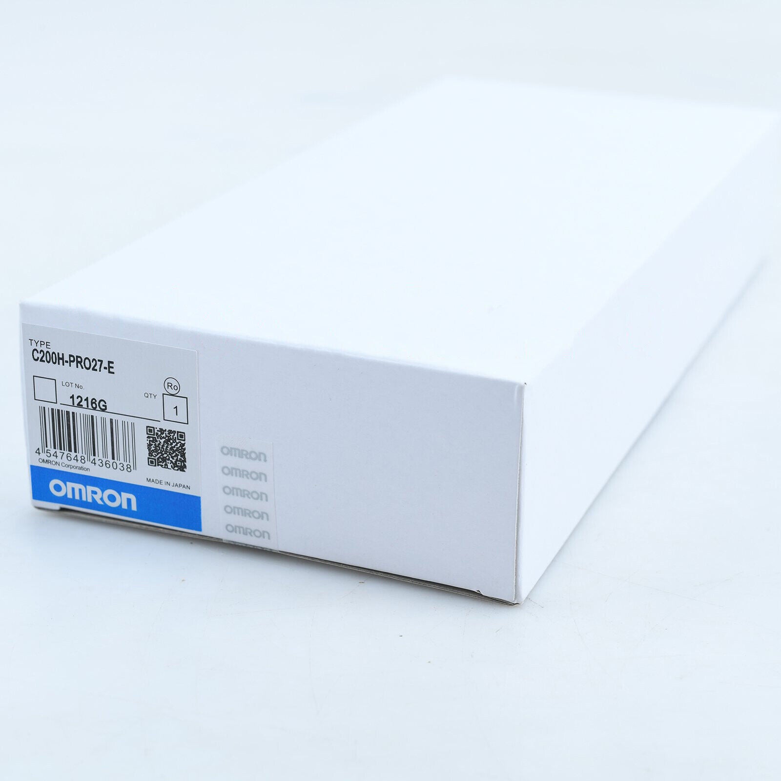 Omron C200HPRO27E module for industrial automation and PLC programming - OMRON