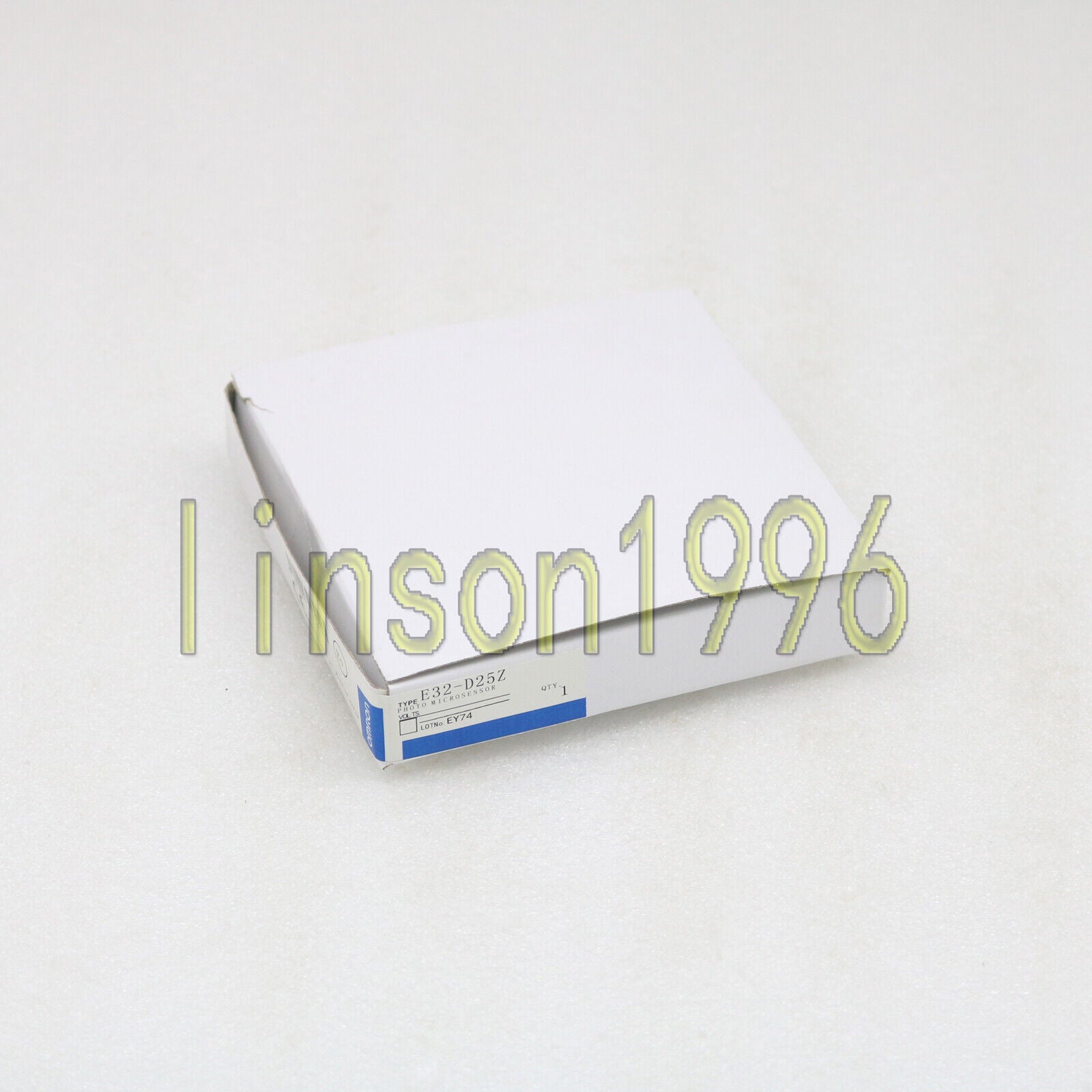 ONE OMRON Fiber Optic Sensor E32-D25Z - OMRON