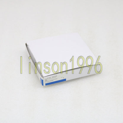 ONE OMRON Fiber Optic Sensor E32-D25Z - OMRON