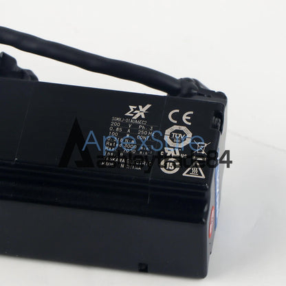 1PC Yaskawa SGMXJ-01AUA6EC2 AC Servo Motor