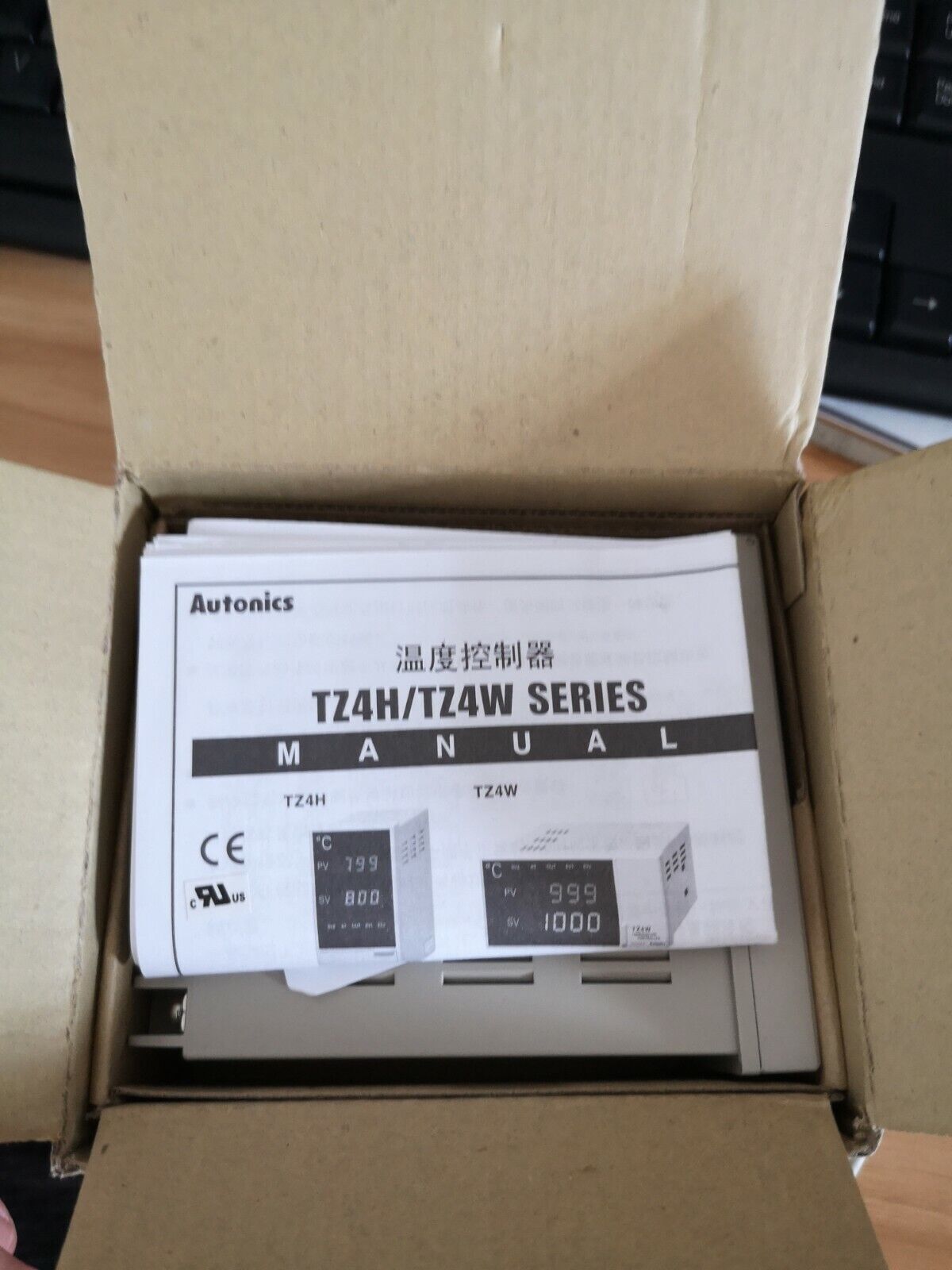 1PCS AUTONICS TZ4W-24S TZ4W24S TEMPERATURE CONTROLLER