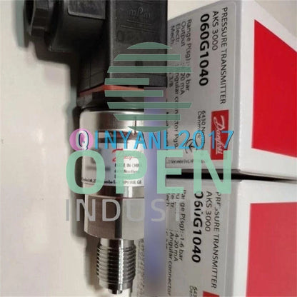 1PCS Danfoss pressure transmitter AKS3000 060G1040