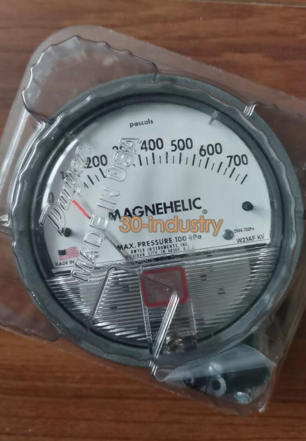 Macrohelic 2000 Differential Pressure Gauge 0-500 Pa - New Model - MACROHELIC