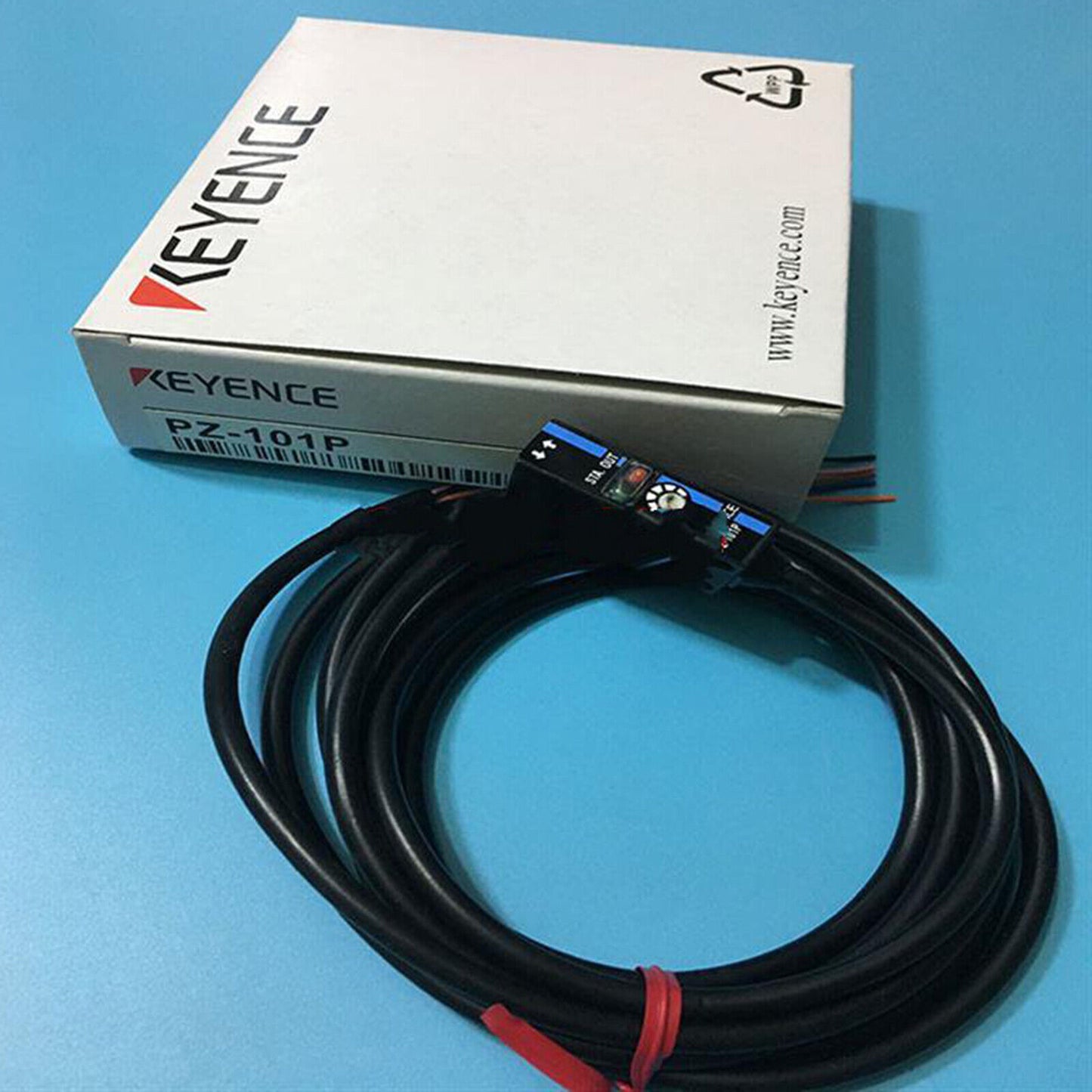 New ONE for KEYENCE Photoelectric Sensor PZ-101P in Stock - KEYENCE