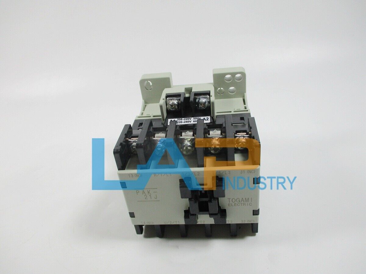 new 1PC For TOGAMI AC contactor PAK-21J 220V