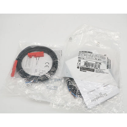 1PCS SND XCSZC5902 Magnetic Safety Switches
