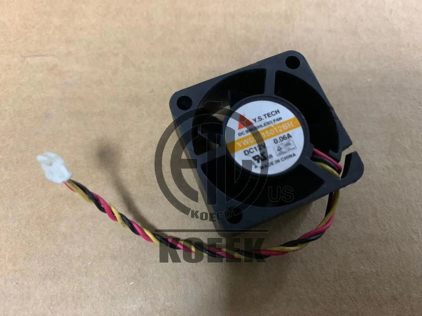 Y.S.TECH YW03015012BH DC12V 0.06A 3CM hard disk box graphics card cooling fan