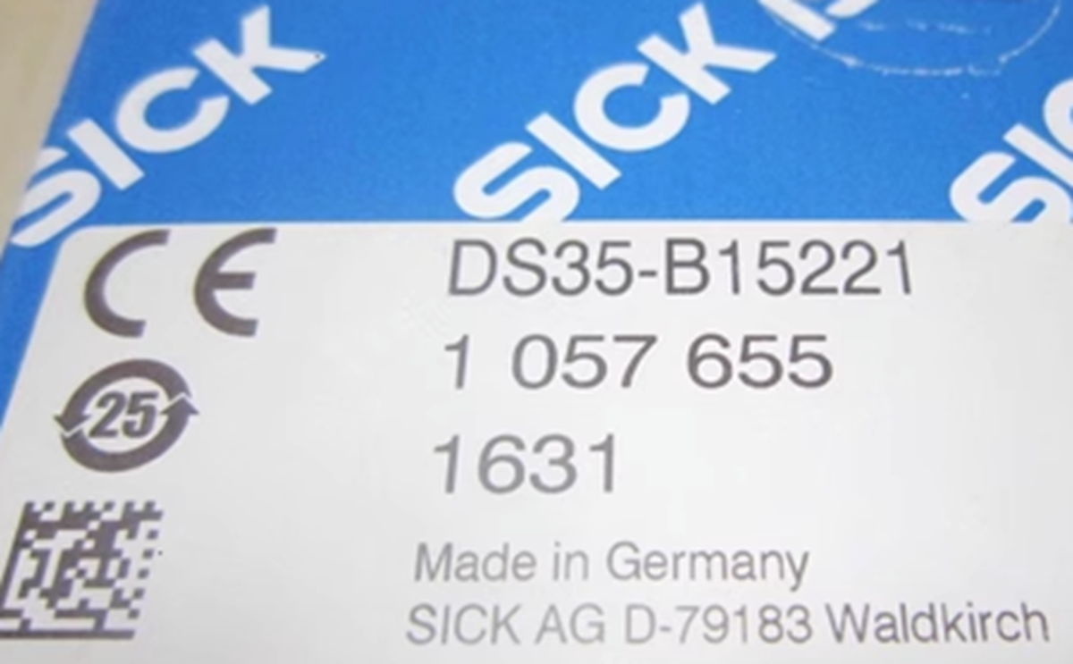 Precision Distance Sensor with Model DS35-B15221 - SICK