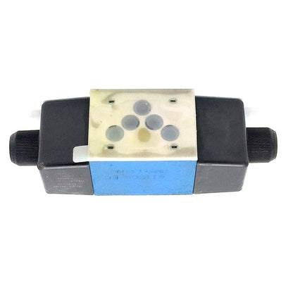 New 1PCS Rexroth Directional Solenoid Valve 4WE 10 J33/CW110N9K4 R900592338 - REXROTH