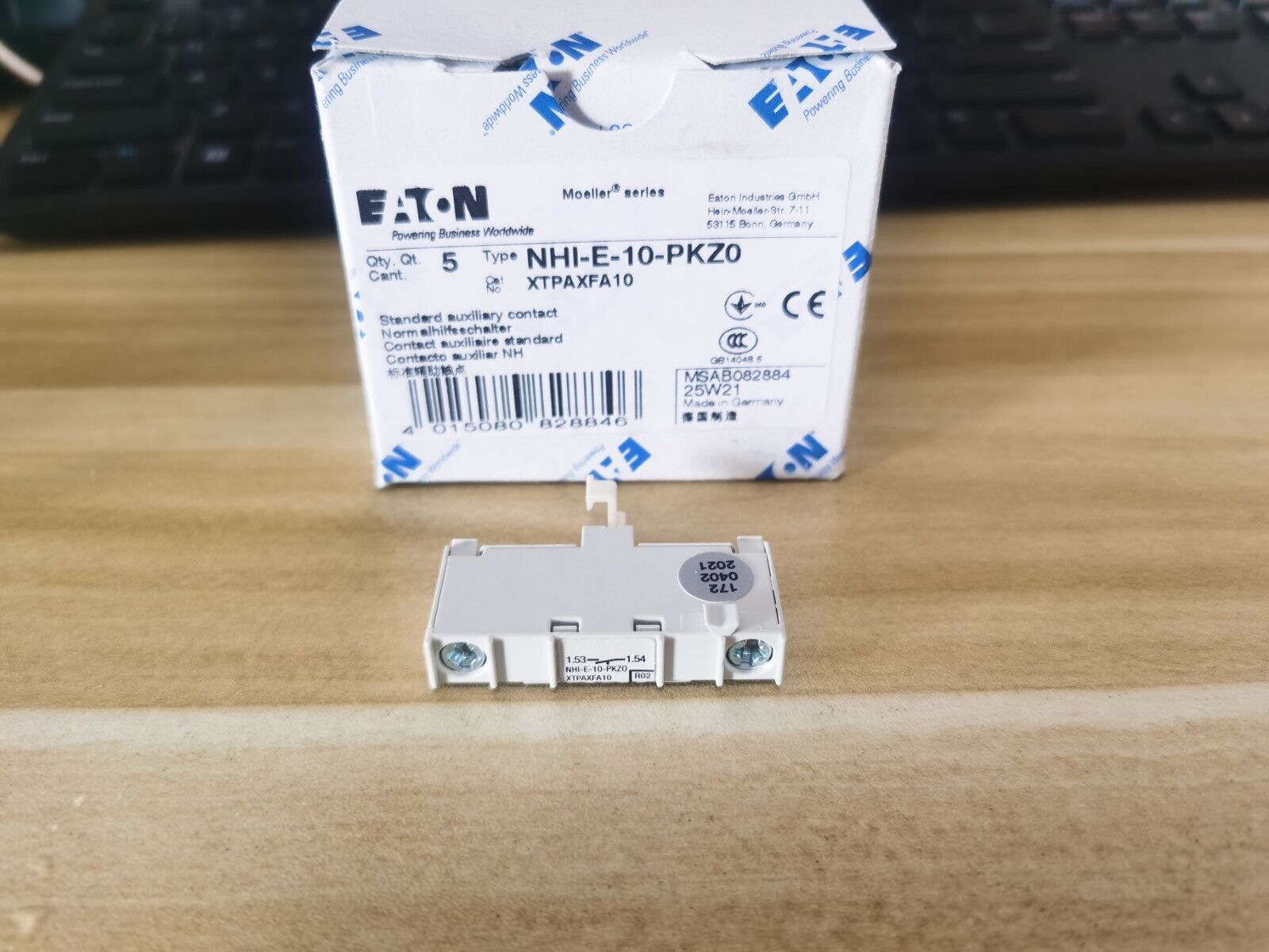 new 1PCS  Eaton Moeller NHI-E-10-PKZ0 XTPAXFA10 Auxiliary Contact 1NO