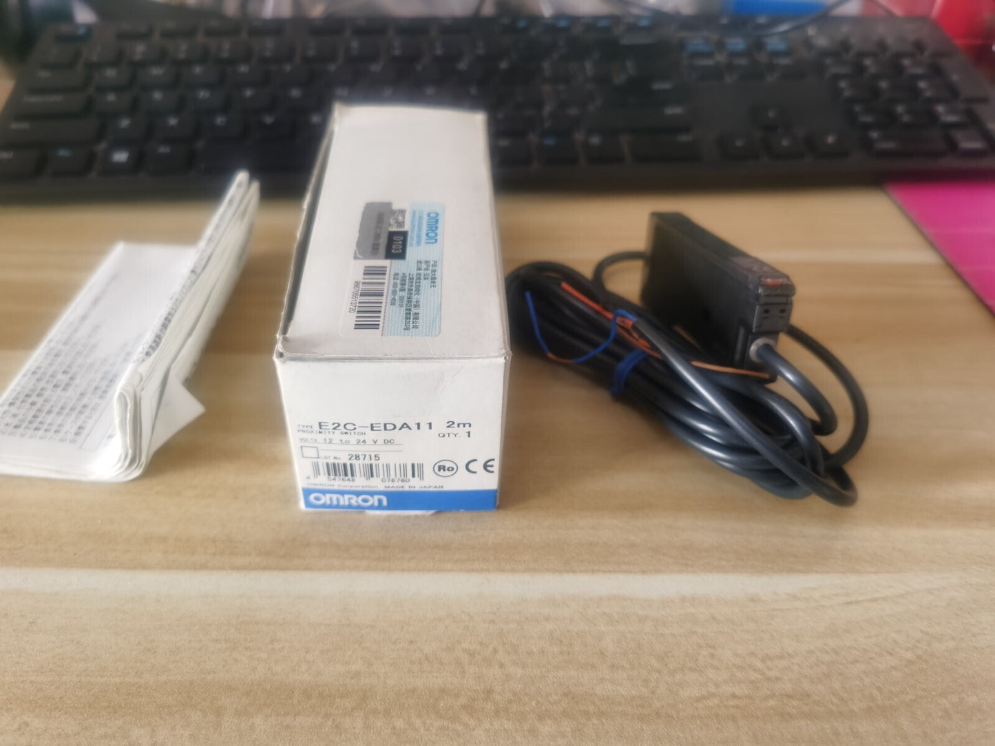 1PC Omron E2C-EDA11 E2CEDA11 Proximity Sensor 2m In Box