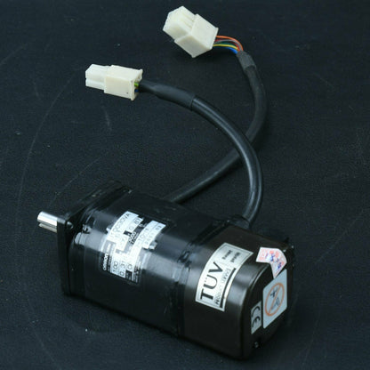 Used Omron Servo Motor R88M-U10030VA-S1 in good condition - OMRON