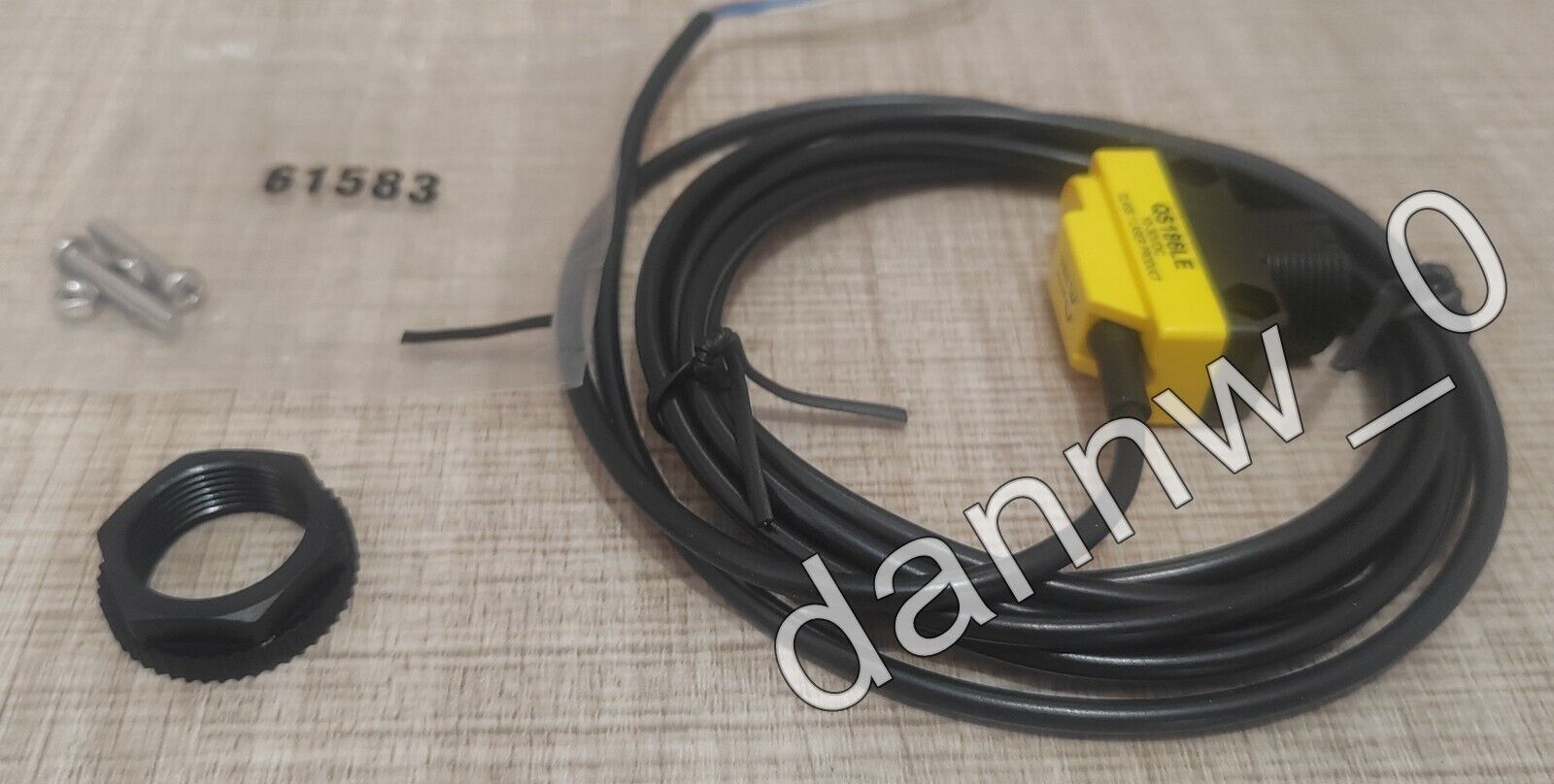 new extra payment for BANNER QS186LE order number 17-11676-59343 - KOEED