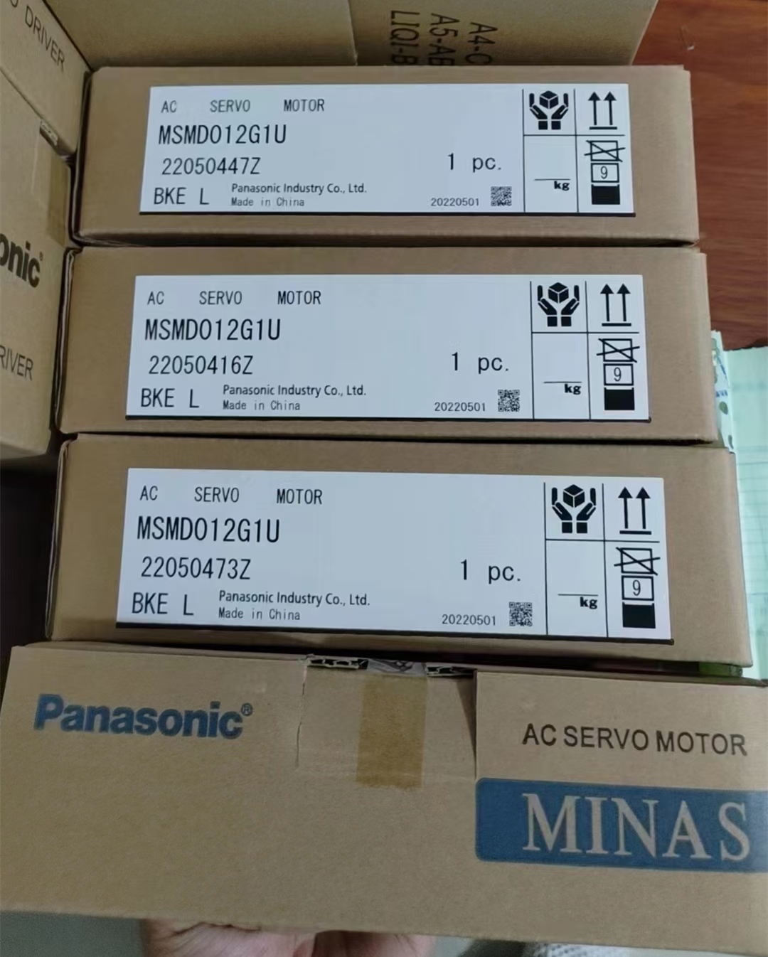 new 1pcs Panasonic Servo Motor MSMD012G1U A5 100W - PANASONIC