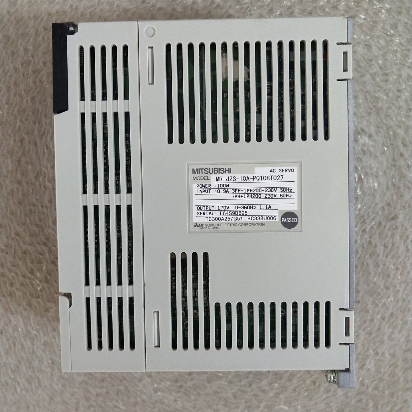 Mitsubishi AC SERVO DRIVER MR-J2S-10A-PQ108T027 - MITSUBISHI