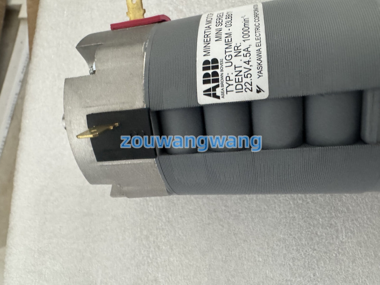 new ABB UGTMEM-03LBB11 UGTMEM03LBB11 Servo Motor