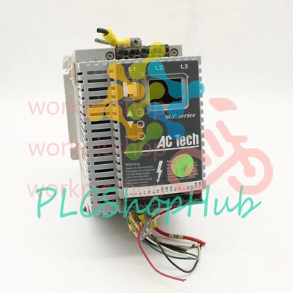 1PCS Lenze inverter AC TECH SF230Y 1/3PH 220V 2.2KW
