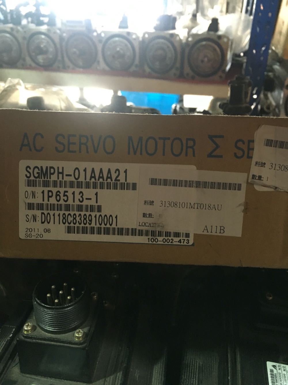 YASKAWA AC SERVO MOTOR SGMPH-01AAA21