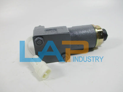 Hydraulic Pump Solenoid Valve for Hitachi EX120-2 EX120-3 Excavator - HITACHI