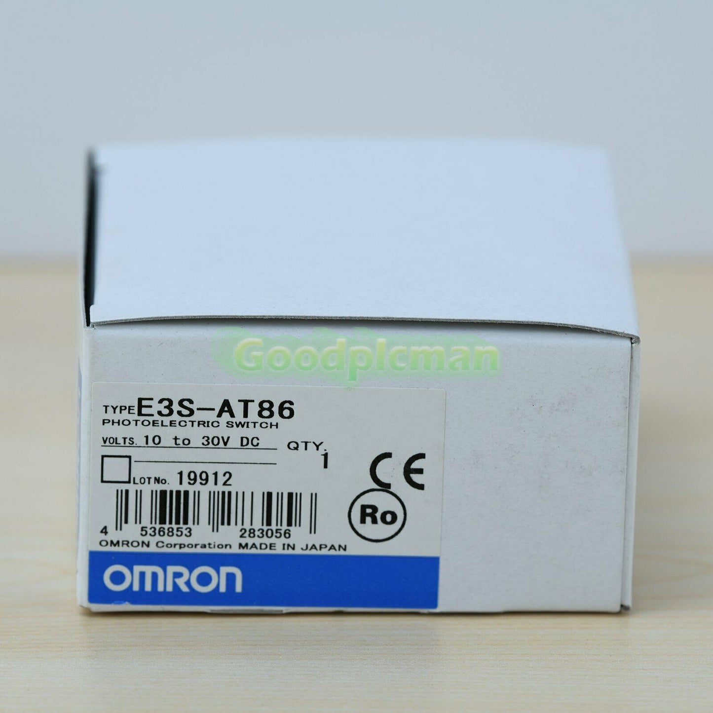 1PC Omron E3S-AT86 Photoelectric Switch Sensor Free Shipping E3SAT86