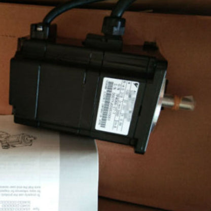 1PC Yaskawa AC Servo Motor SGMPH-02A1A-YR11 - YASKAWA