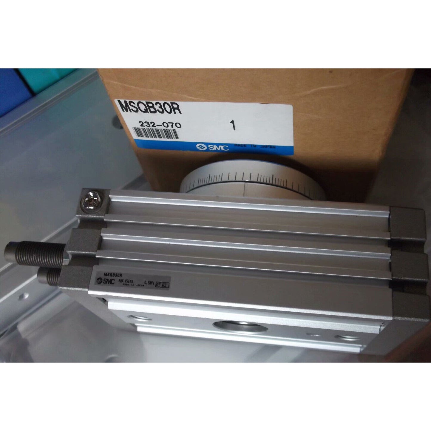 ONE SMC Rotating Swing Cylinder MSQB-30R - SMC
